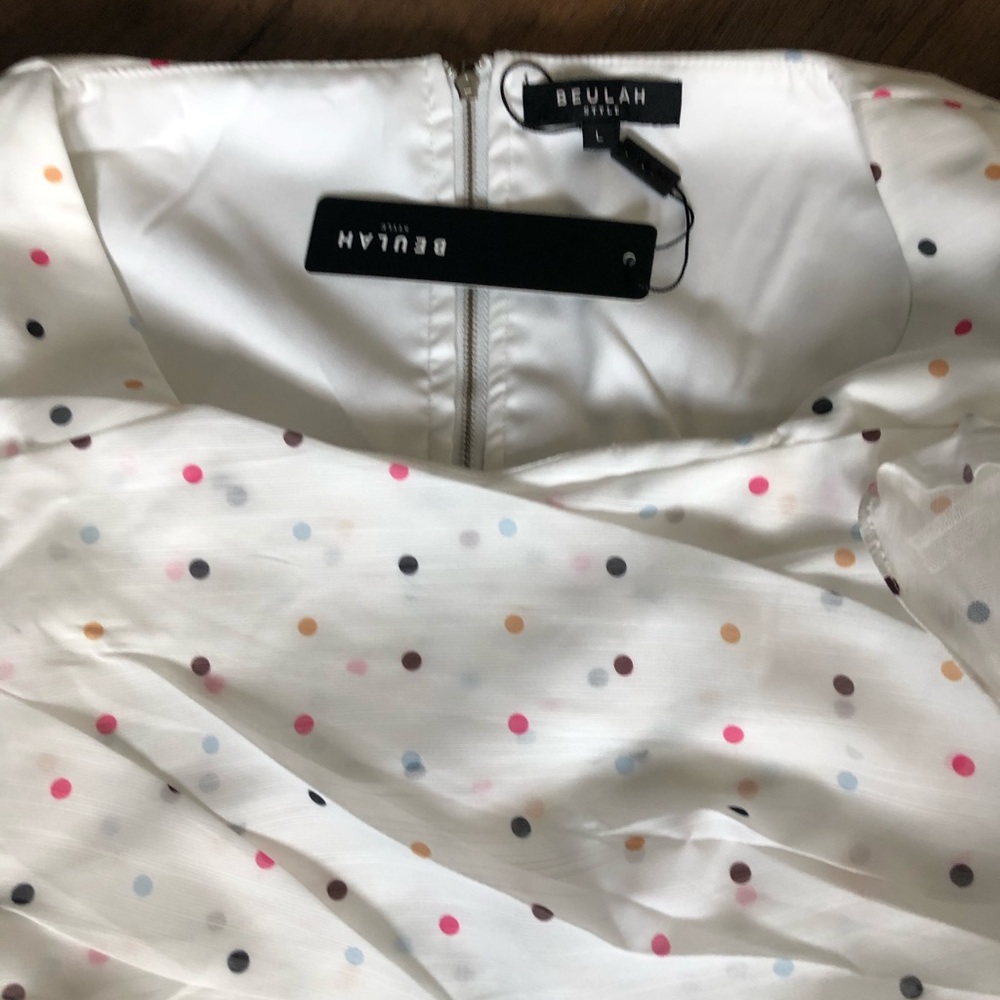 BEULAH-NWT LG Ruffled Polka Dot Blouse - Picture 4 of 8